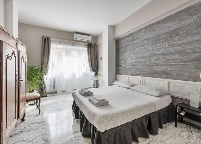 Regina Luxury Flat * Roma